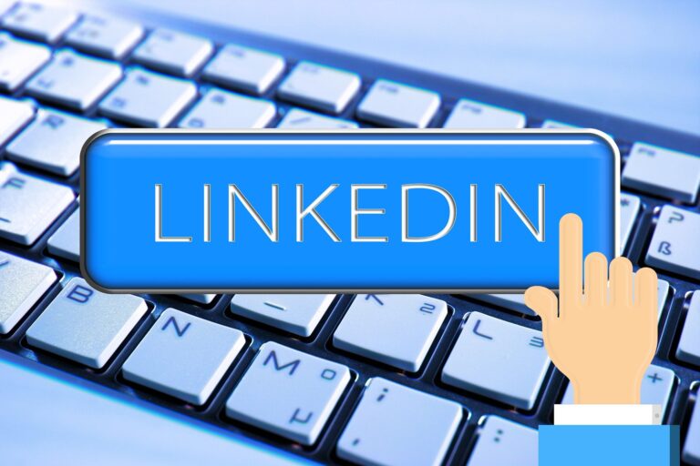 benefits of LinkedIN